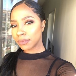 Meet your Posher, Rhyzan